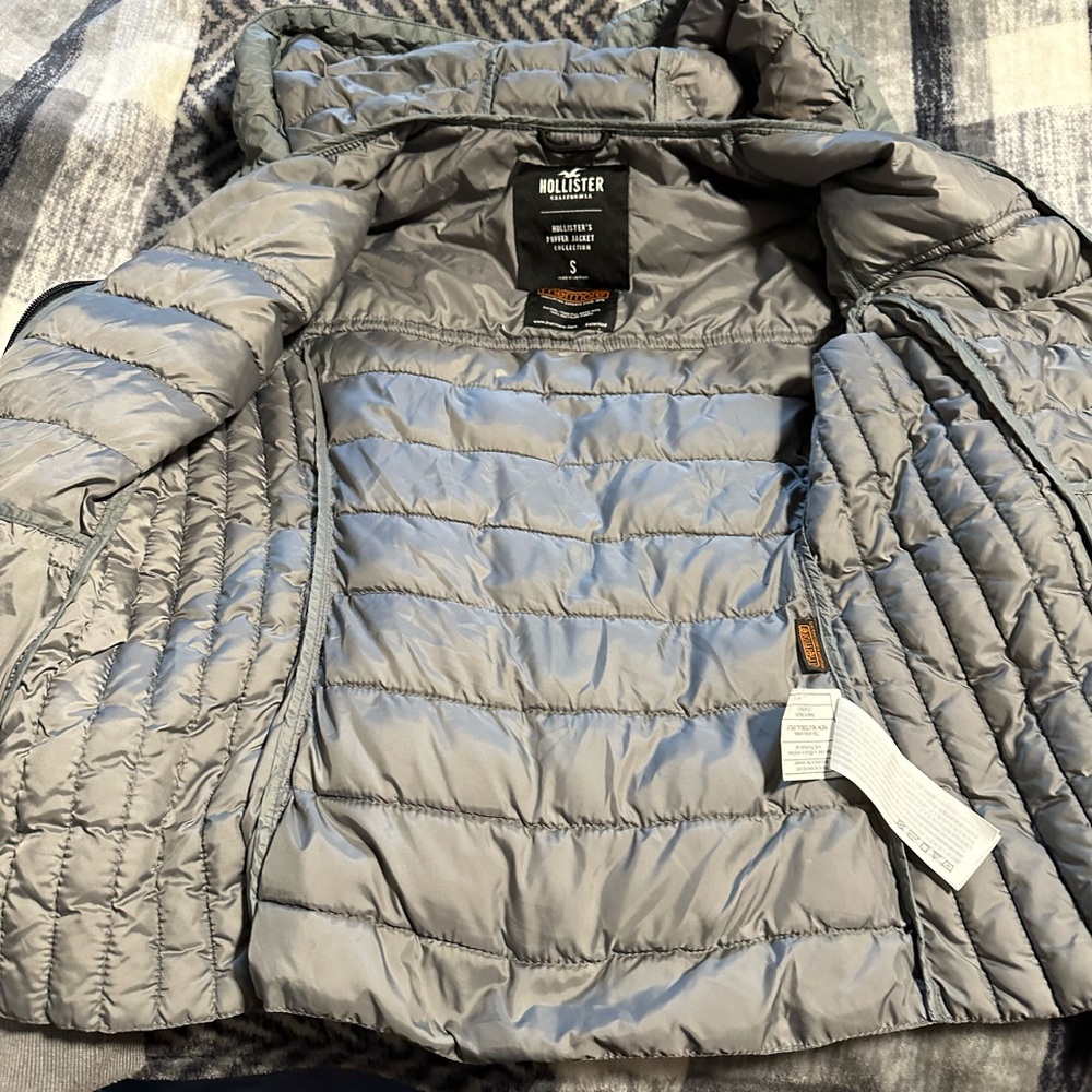 Jacket - Picture 3 of 3
